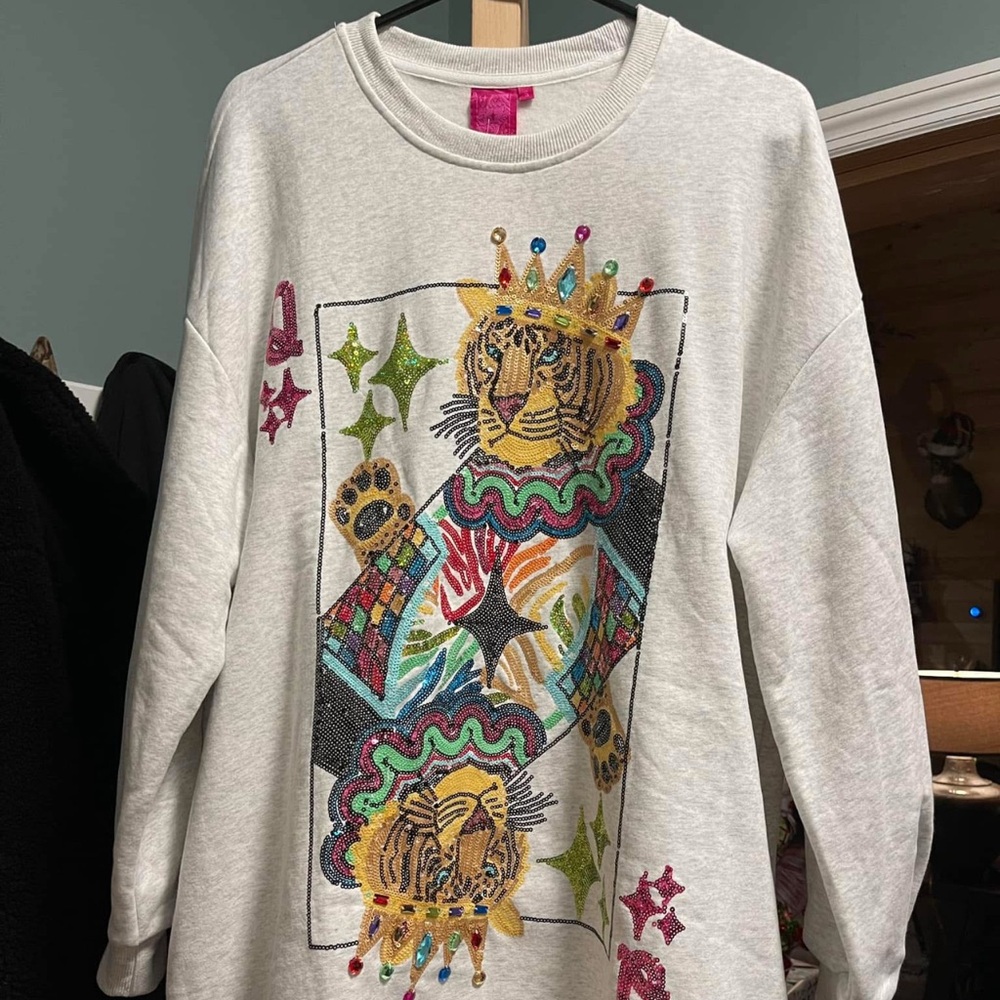 Colorful Graphic Sweatshirt